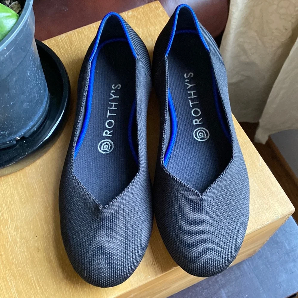 Rothy’s round toe ballet flat - Picture 1 of 7